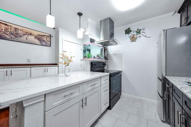 10211 Sugar Branch Dr Apt 368, Houston, TX 77036