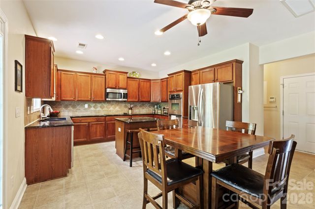 8458 Mossy Cup Trail, Harrisburg, NC 28075