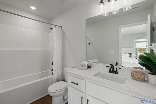 17908 Eastmoor Street, Athens, AL 35611