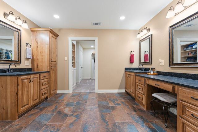 8910 Fm 779, Alba, TX 75410