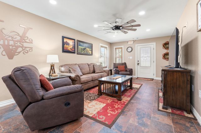 8910 Fm 779, Alba, TX 75410