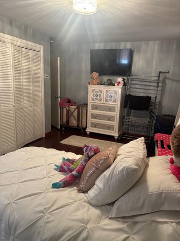 300 North Broadway 2MN, Yonkers, NY 10701