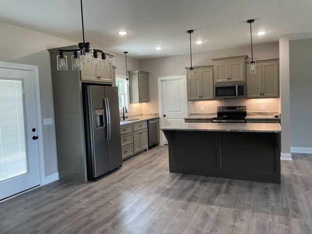 358 Hidden Hills Lane, Summertown, TN 38483