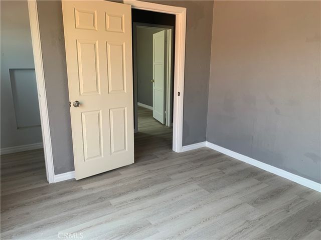 1432 W 9th, San Bernardino, CA 92411