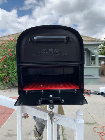 1432 W 9th, San Bernardino, CA 92411