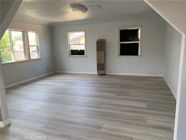 1432 W 9th, San Bernardino, CA 92411