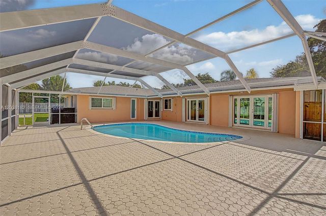 16842 SW 79 Place, Palmetto Bay, FL 33157