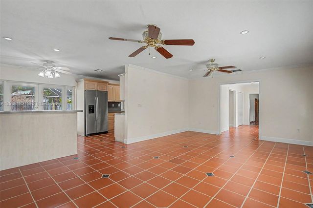16842 SW 79 Place, Palmetto Bay, FL 33157