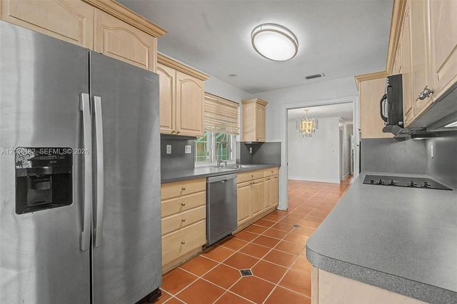 16842 SW 79 Place, Palmetto Bay, FL 33157
