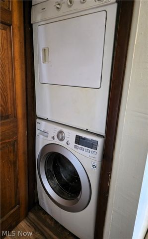 4 N Butler Avenue, Niles, OH 44446