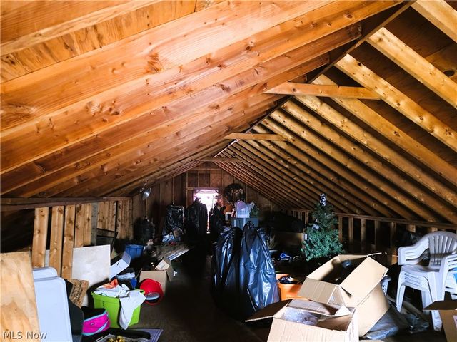 4 N Butler Avenue, Niles, OH 44446