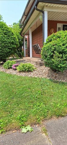 4 N Butler Avenue, Niles, OH 44446