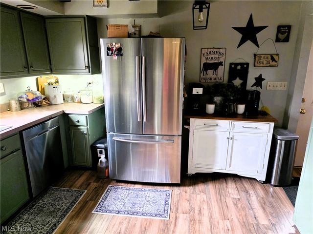 4 N Butler Avenue, Niles, OH 44446