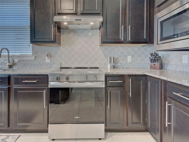 19720 ORTONA STREET, Venice, FL 34293