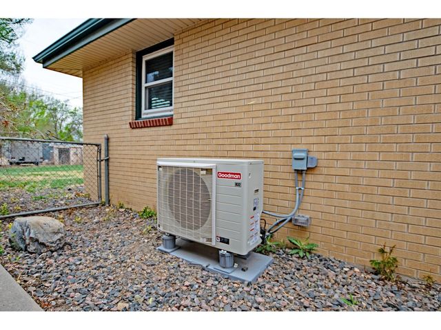 333 26th Ave, Greeley, CO 80631