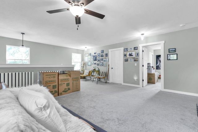 1945 Woodcrest Road, Columbus, OH 43232