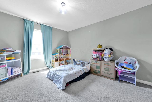 1945 Woodcrest Road, Columbus, OH 43232
