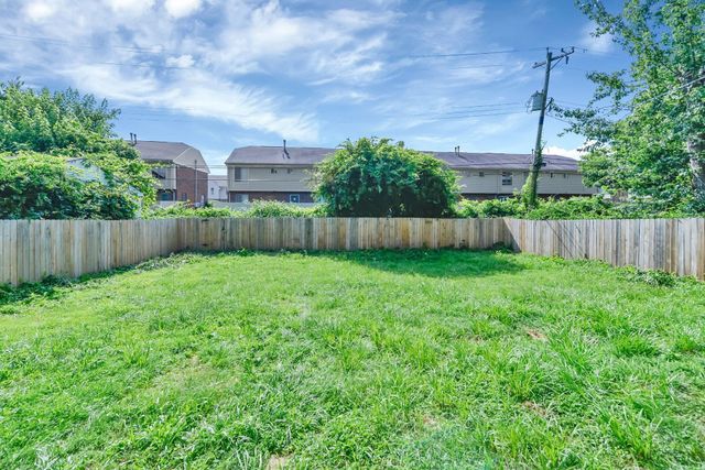 1945 Woodcrest Road, Columbus, OH 43232