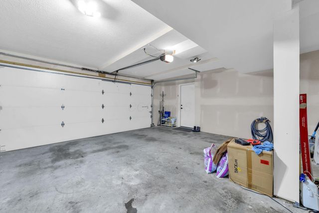 1945 Woodcrest Road, Columbus, OH 43232