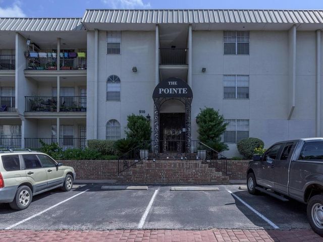 910 Duncan LN 2, Austin, TX 78705