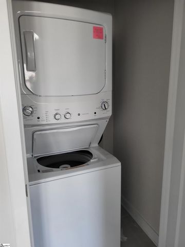 162 Moss Hollow Way, Simpsonville, SC 29680