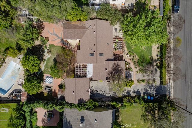 7447 Enfield, Reseda, CA 91335