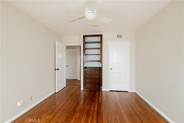 7447 Enfield, Reseda, CA 91335