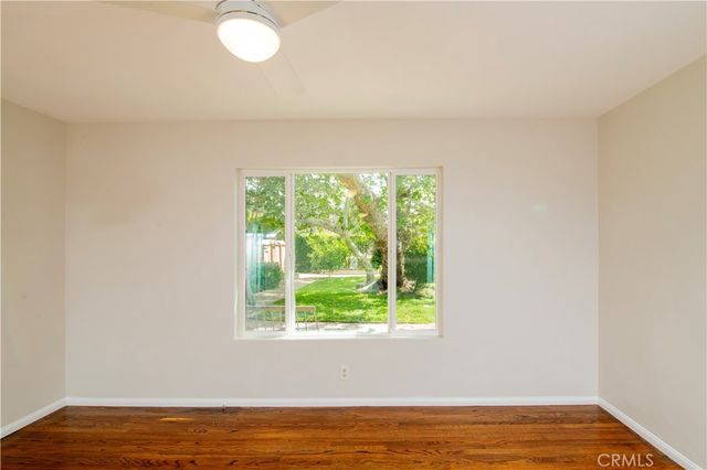 7447 Enfield, Reseda, CA 91335