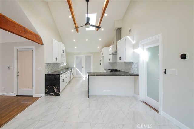 7447 Enfield, Reseda, CA 91335