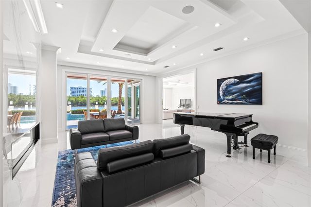 7212 NE 8th Drive, Boca Raton, FL 33487