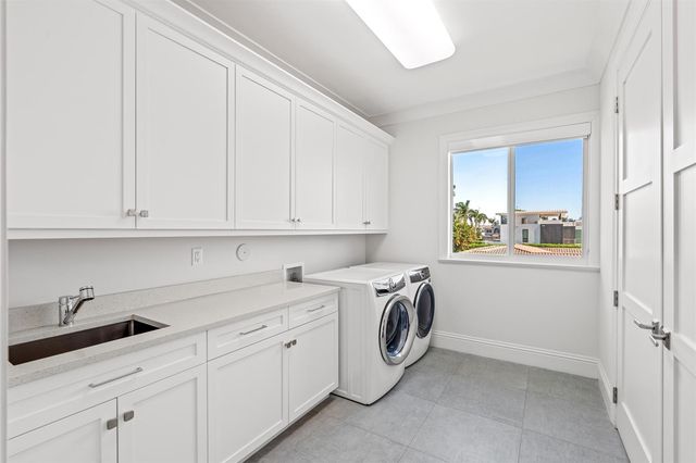 7212 NE 8th Drive, Boca Raton, FL 33487