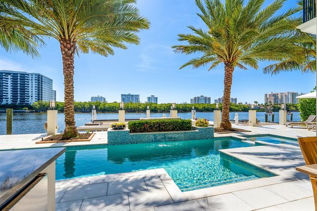 7212 NE 8th Drive, Boca Raton, FL 33487