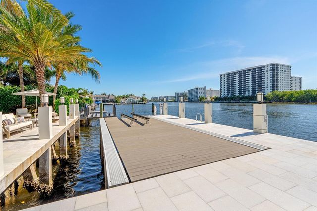 7212 NE 8th Drive, Boca Raton, FL 33487