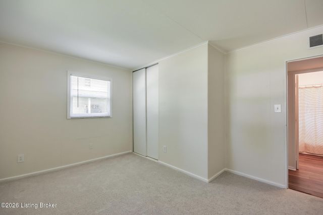 179 Granvil Dr, Louisville, KY 40218
