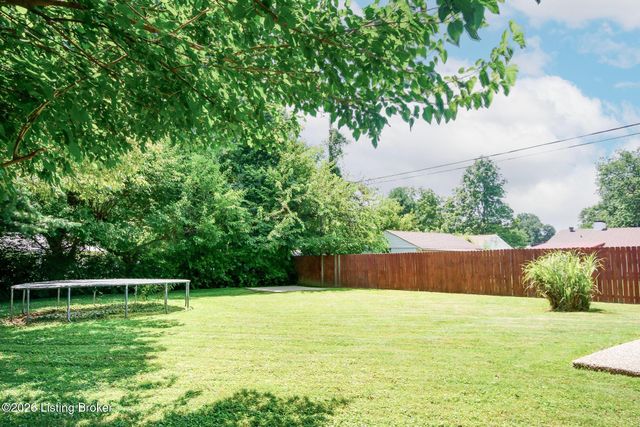 179 Granvil Dr, Louisville, KY 40218