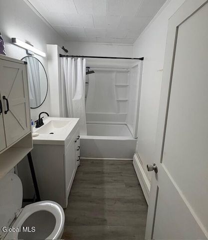 211 Forest Avenue, Amsterdam, NY 12010