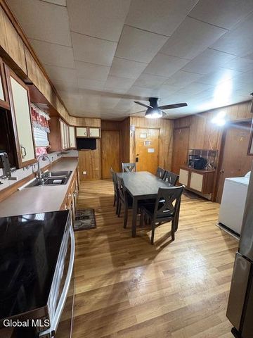 211 Forest Avenue, Amsterdam, NY 12010