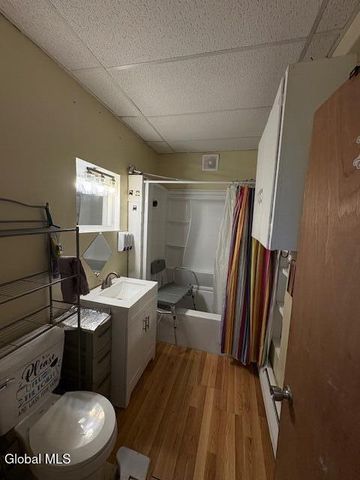 211 Forest Avenue, Amsterdam, NY 12010