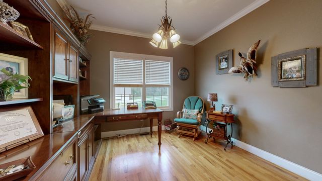 651 Williams St, Decherd, TN 37324