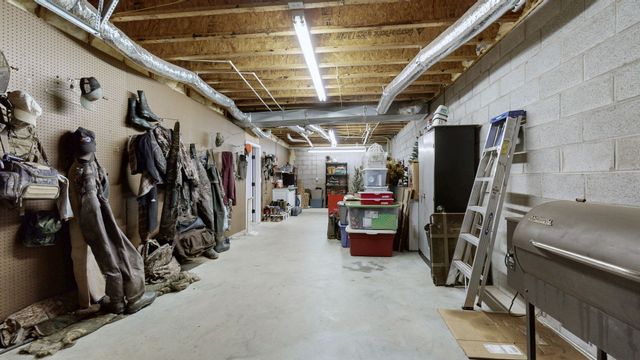 651 Williams St, Decherd, TN 37324