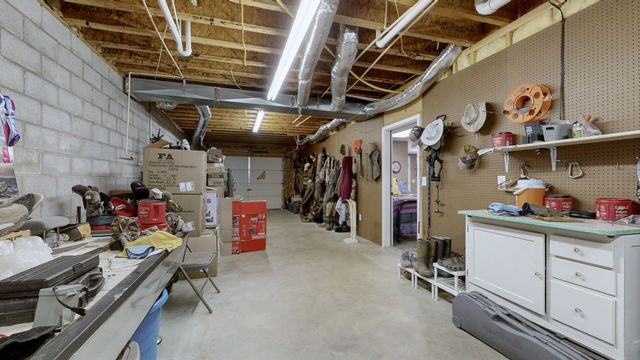 651 Williams St, Decherd, TN 37324