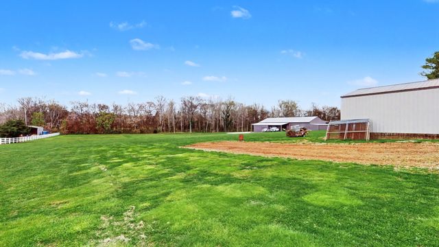 651 Williams St, Decherd, TN 37324