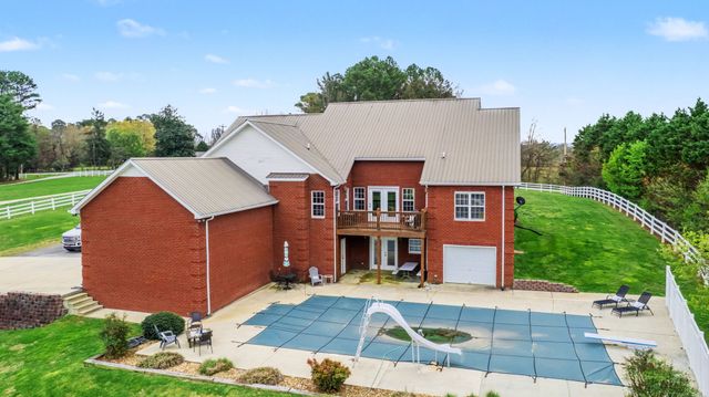 651 Williams St, Decherd, TN 37324