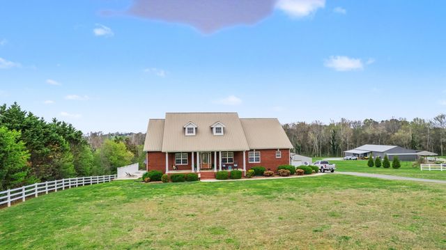 651 Williams St, Decherd, TN 37324