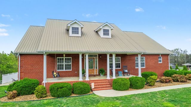 651 Williams St, Decherd, TN 37324