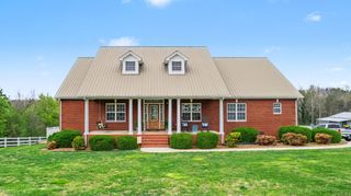 651 Williams St, Decherd, TN 37324