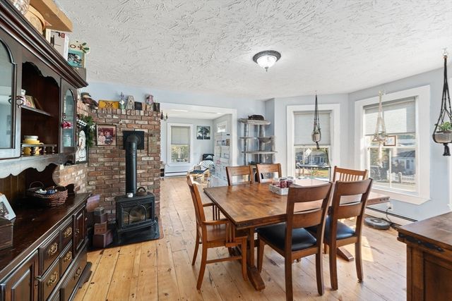 24 Creeper Hill Road, Grafton, MA 01536