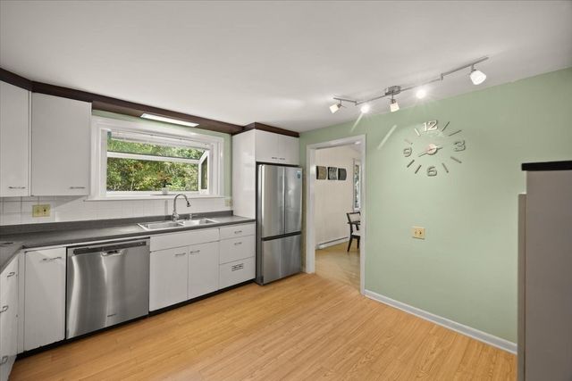 14 Madison Ave, Sharon, MA 02067