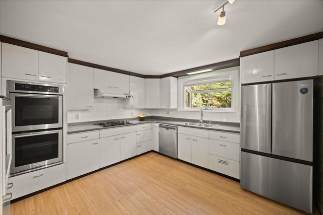 14 Madison Ave, Sharon, MA 02067