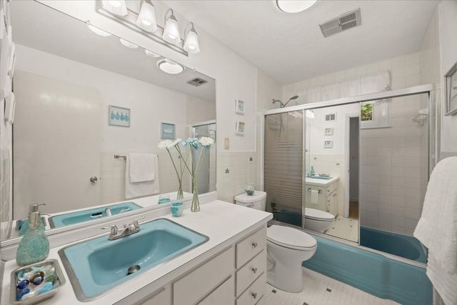 14 Madison Ave, Sharon, MA 02067